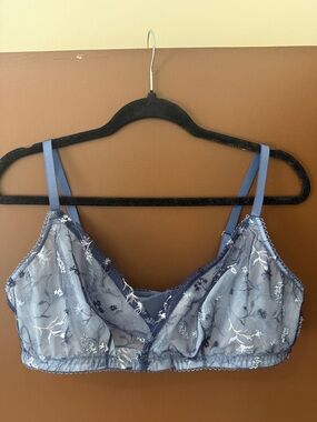 NWOT AERIE Blue Floral Embroidered Bralette